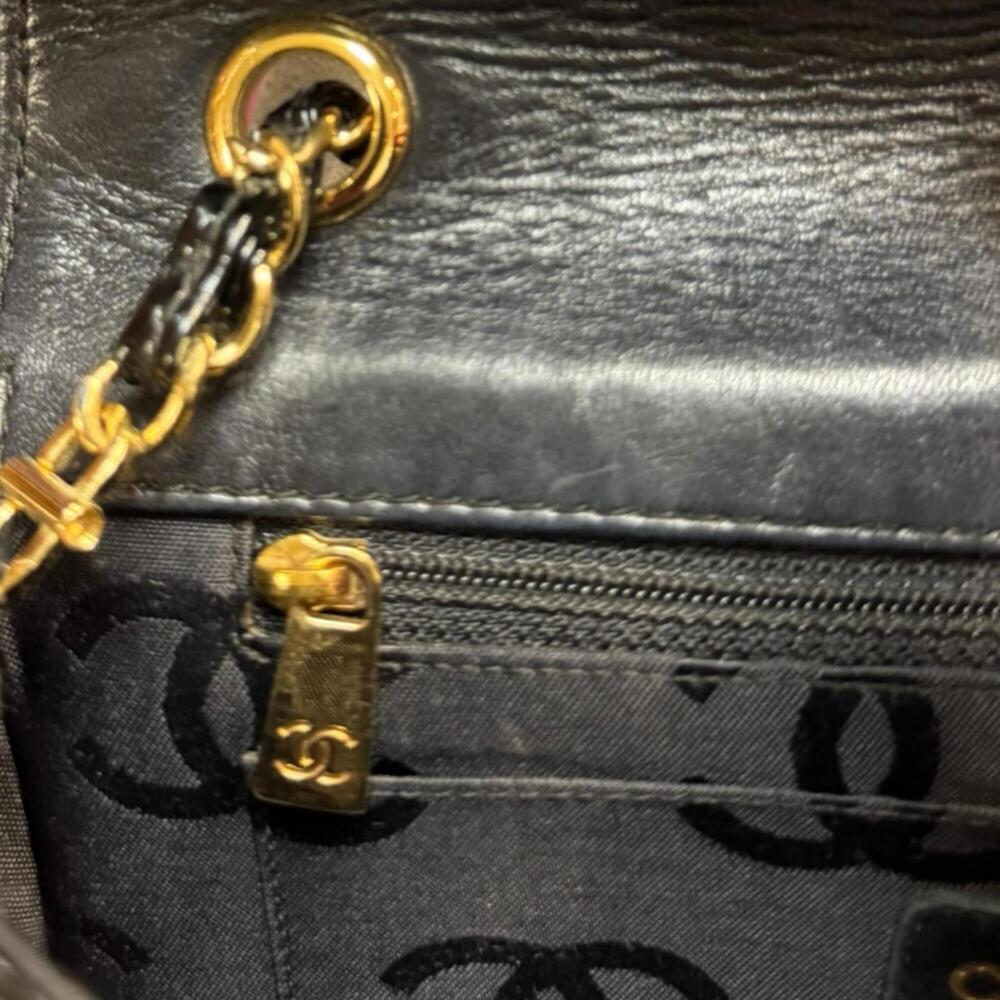 Chanel Chocolate Bar Shoulder Bag, Patent Leather, Black, Women's, CHANEL Chain - Picture 9 of 16